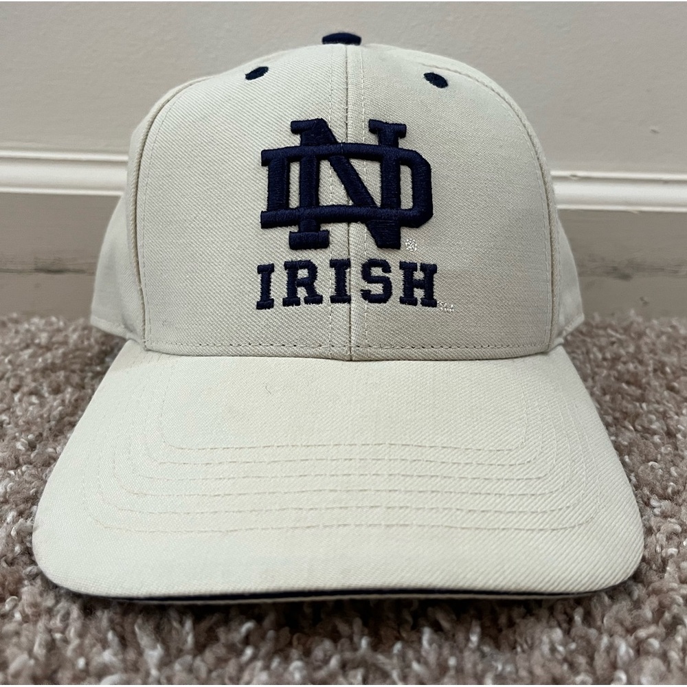 NCAA Notre Dame Fighting Irish Twins Enterprise Fitted Size 7 Hat Vintage Beige